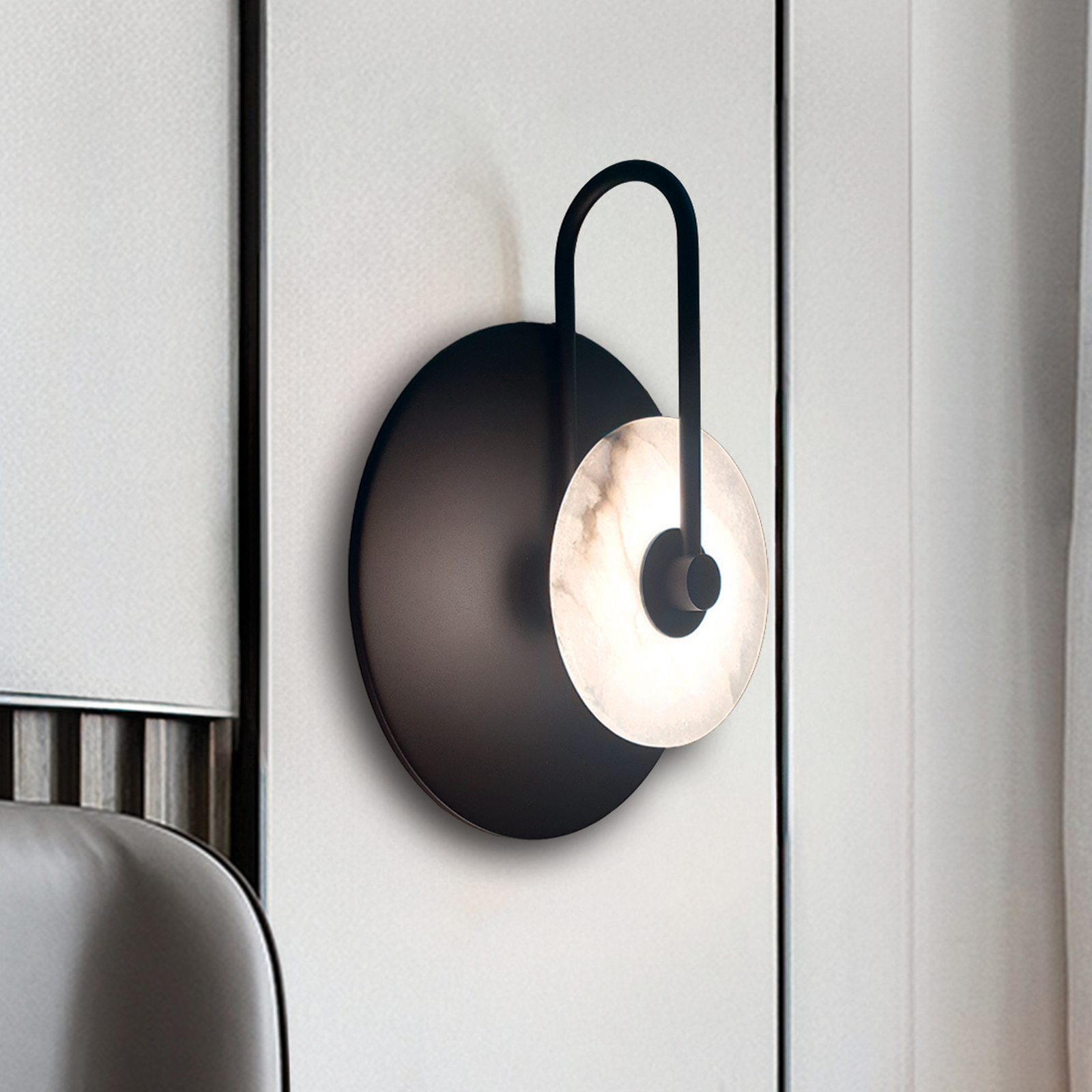 Samira LED wall lamp, black, Ø 25 cm, faux stone/metal